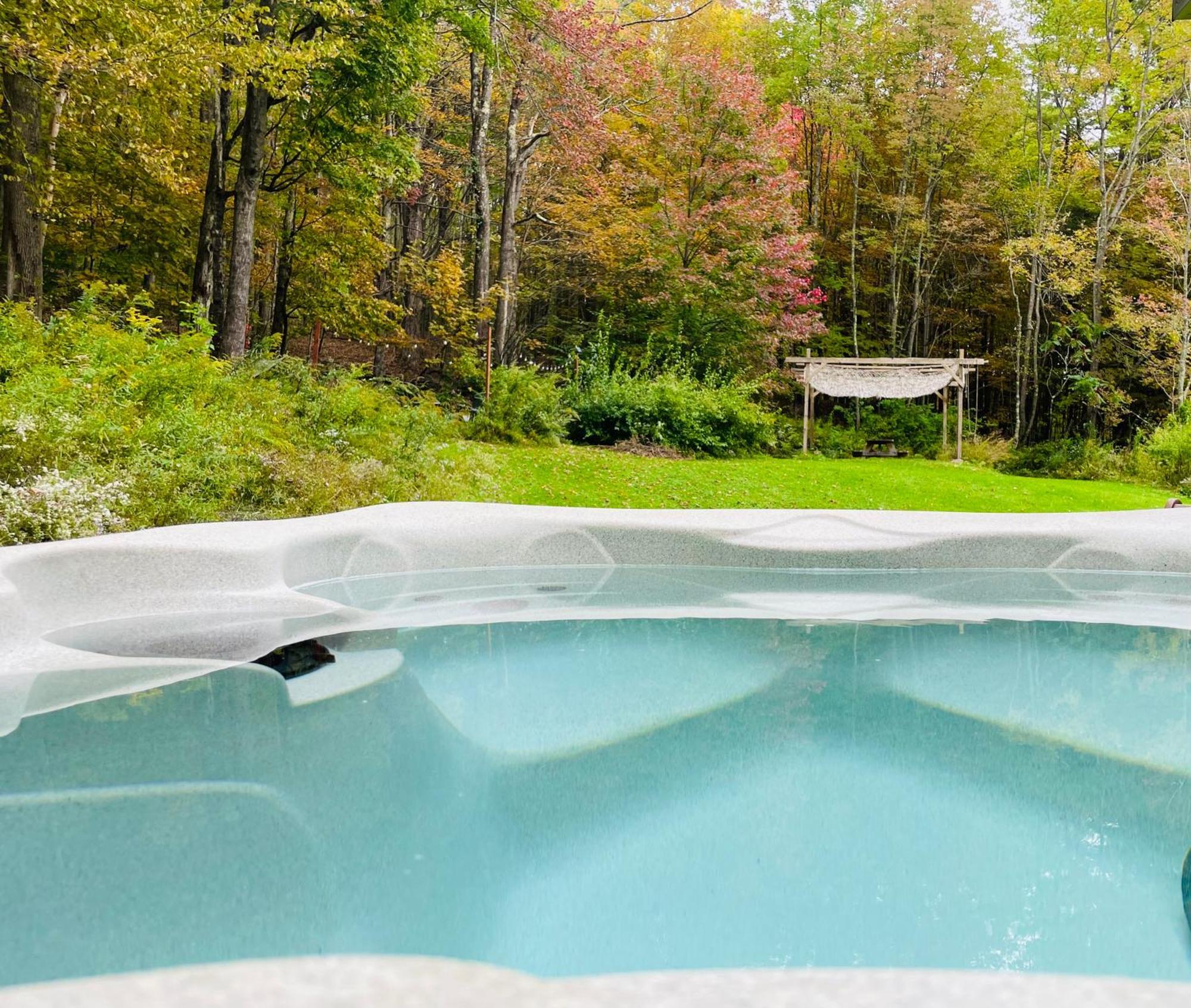 Cozy Cottage With Jacuzzi And Fire Pit And Reading Nook! Livingston Manor Exterior photo