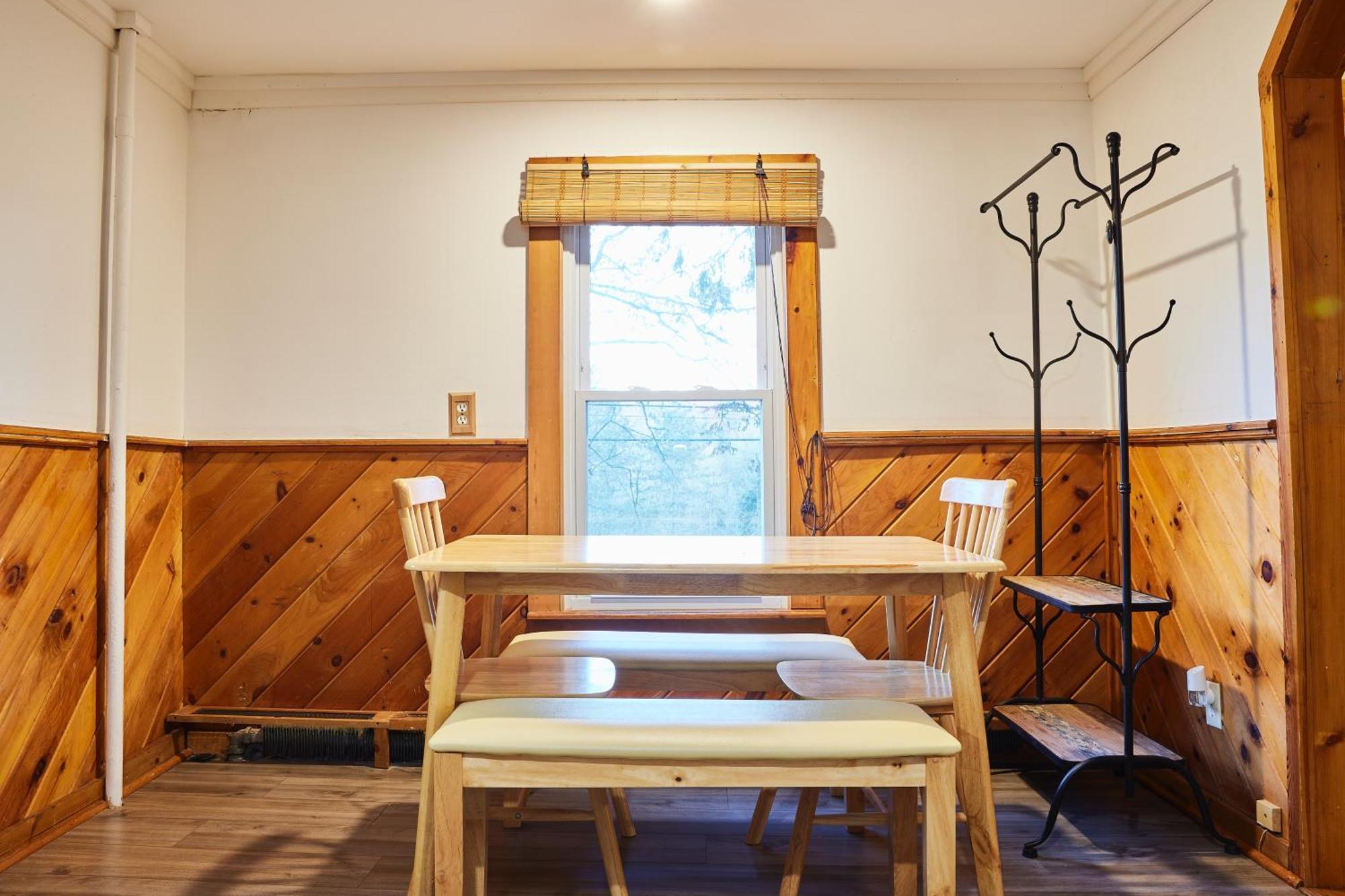 Cozy Cottage With Jacuzzi And Fire Pit And Reading Nook! Livingston Manor Exterior photo